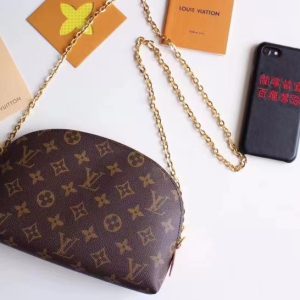 Louis Vuitton-kledingreplica te koop, nep online